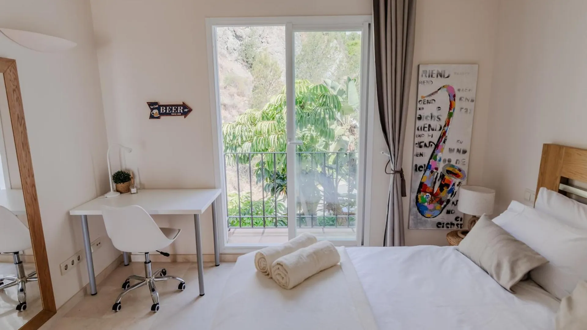 Beautiful Apartment Amazing Views And Pool Malaga