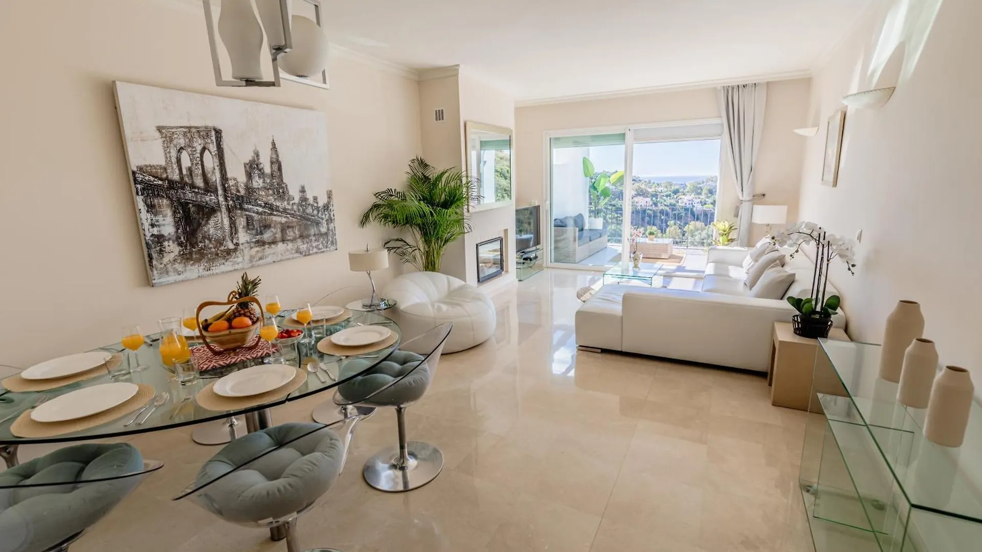 Beautiful Apartment Amazing Views And Pool Malaga